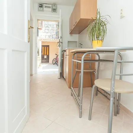 Charming Old Stone House Split